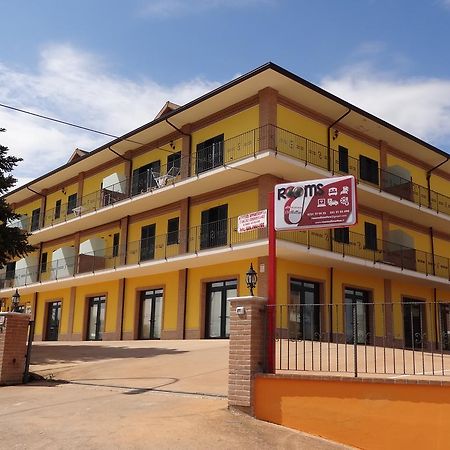 Affittacamere Rooms Di Matteo San Paolo di Iesi المظهر الخارجي الصورة